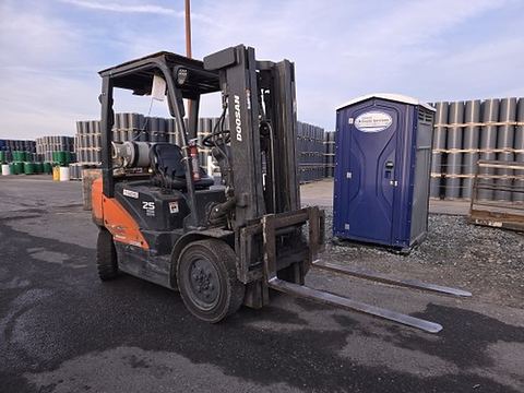 2022 DOOSAN G25P-7DF Forklift Whse 5000# Gas/Lp