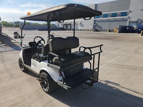 2022 EVOLUTION CLASSIC 4 PRO Golf Cart Electric