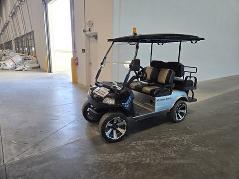 2022 EVOLUTION CLASSIC 4 PRO Golf Cart Electric