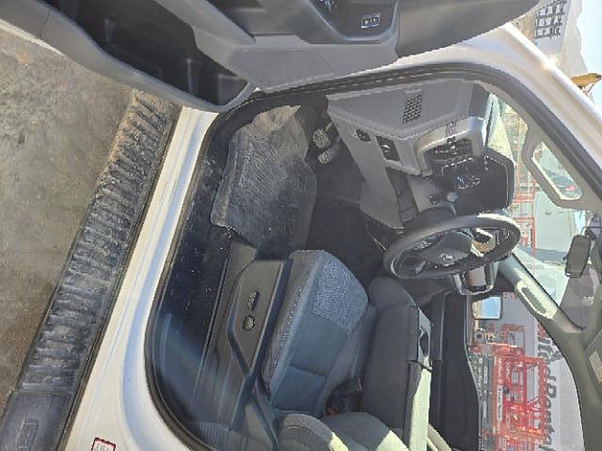 FORD F150CREWXLTG4WD photo 3