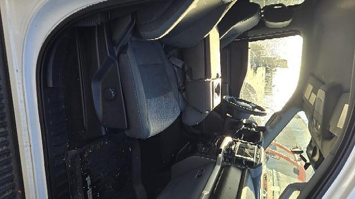 FORD F150CREWXLTG4WD photo 8