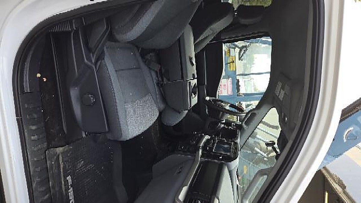 FORD F150CREWXLTG4WD photo 7