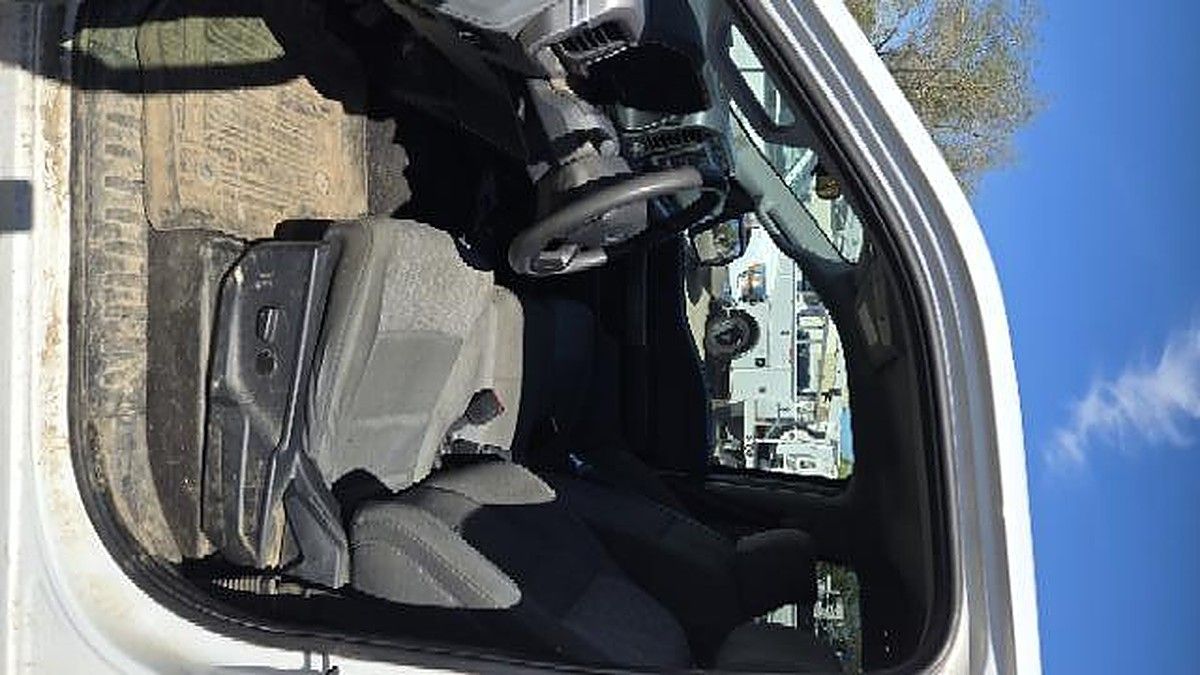 FORD F150CREWXLTG4WD photo 5