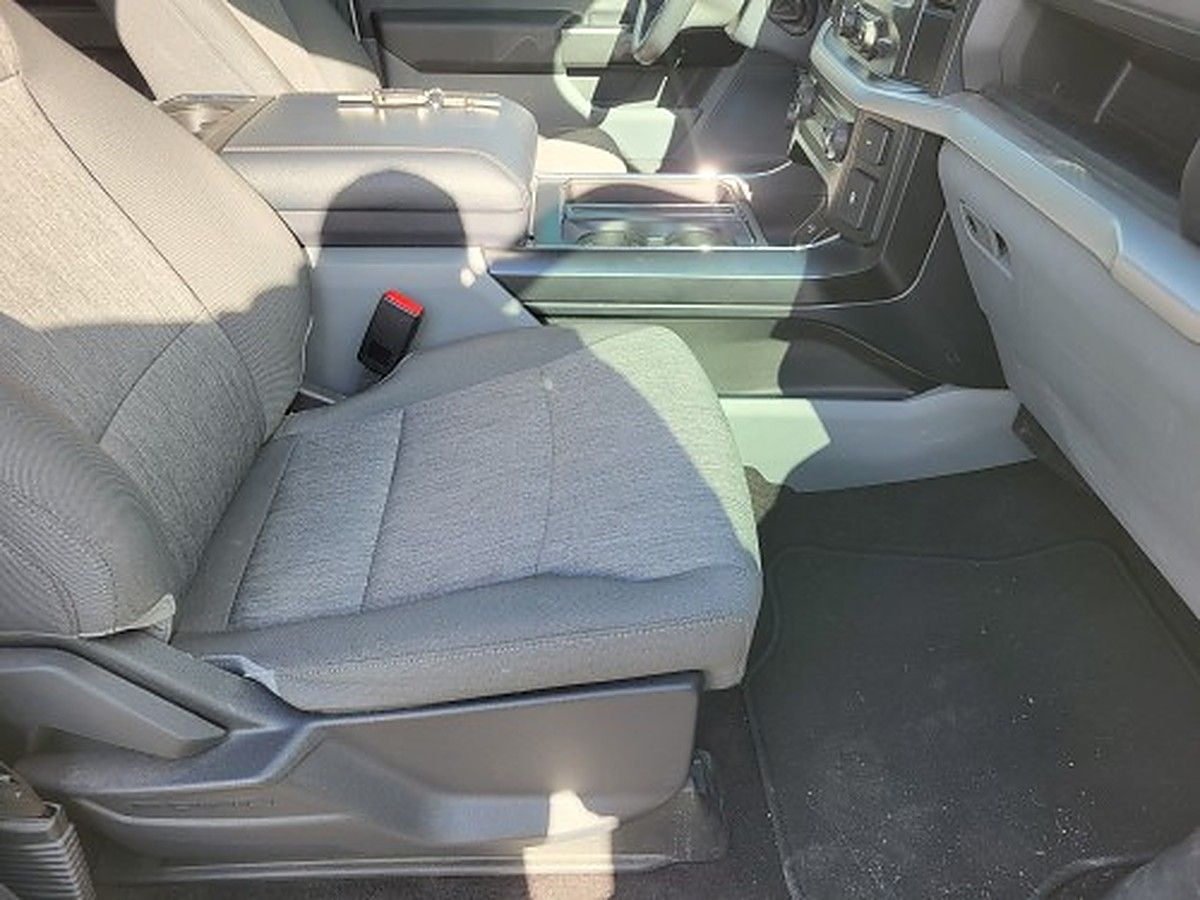 FORD F150CREWXLTG4WD photo 4