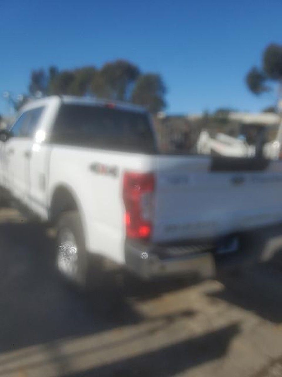 FORD F250CREWXLG4WD photo 17