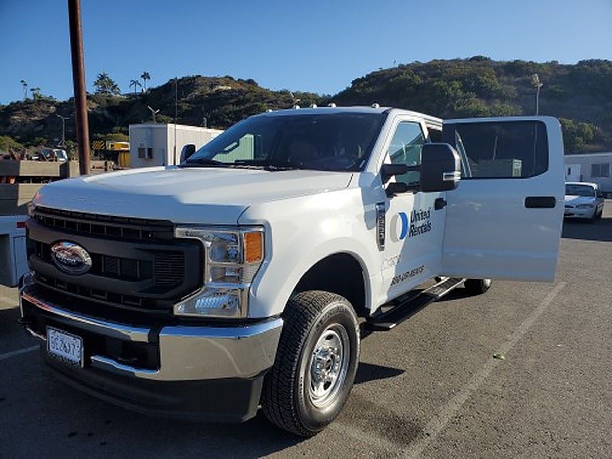 FORD F250CREWXLG4WD photo 4