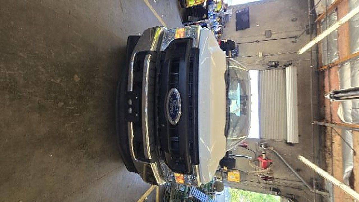 FORD F250CREWXLG4WD photo 6
