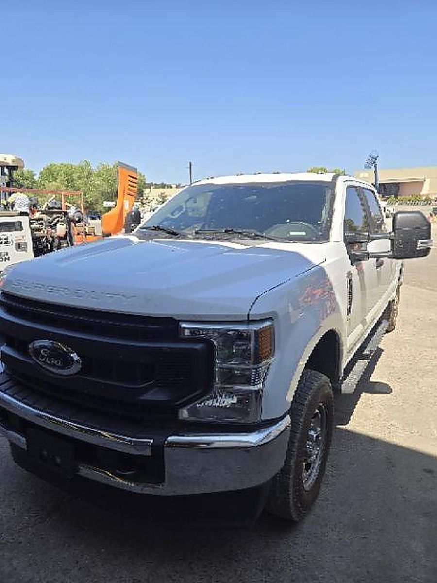 FORD F250CREWXLG4WD photo 6