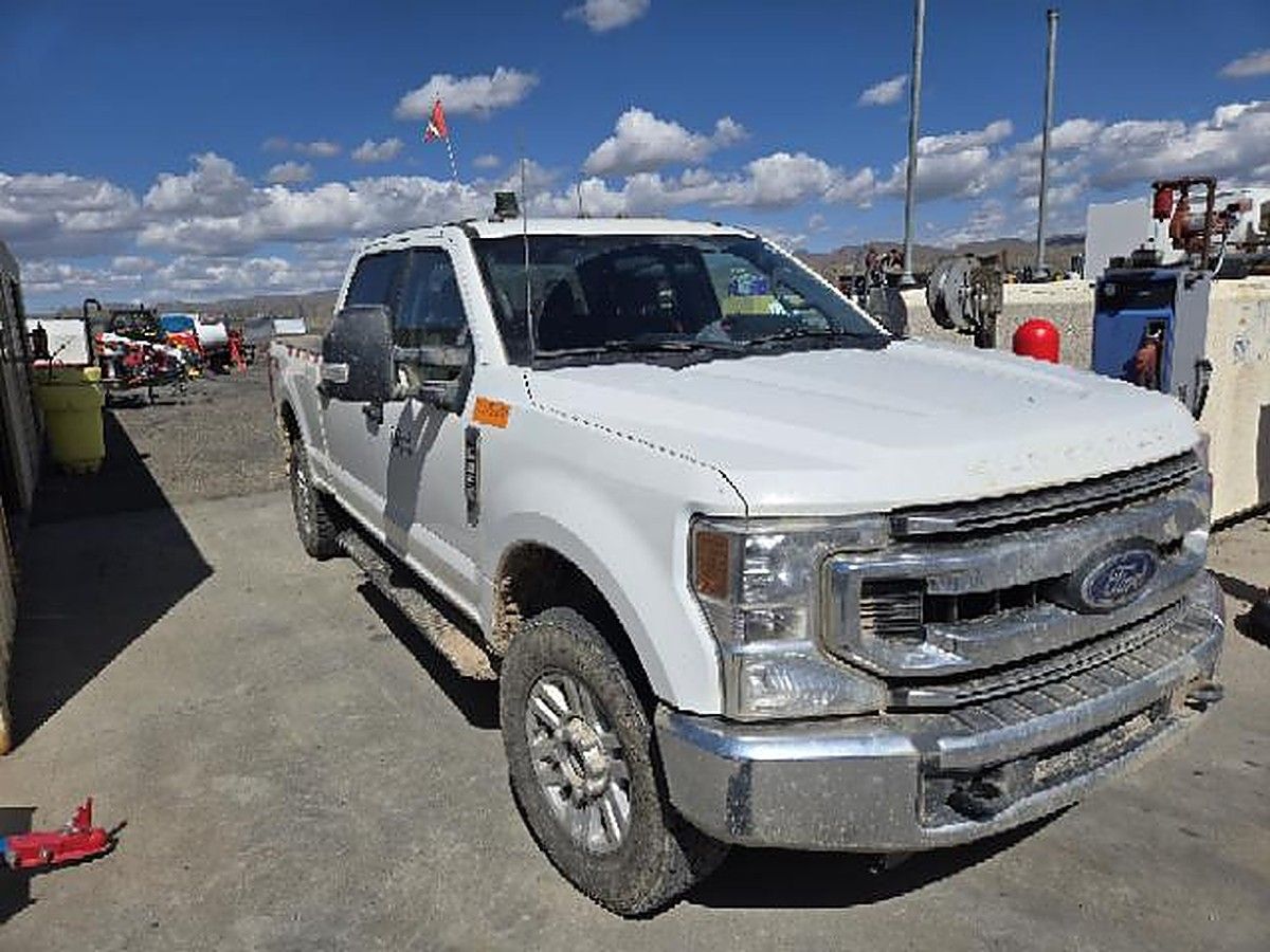 FORD F250CREWXLTG4WD photo 11