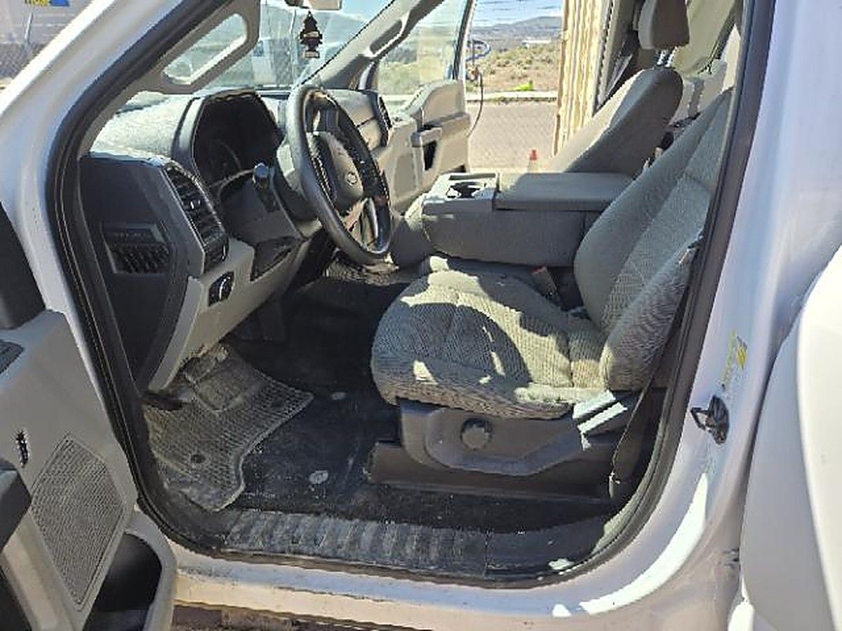 FORD F250CREWXLTG4WD photo 4