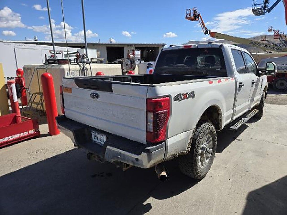 FORD F250CREWXLTG4WD photo 6
