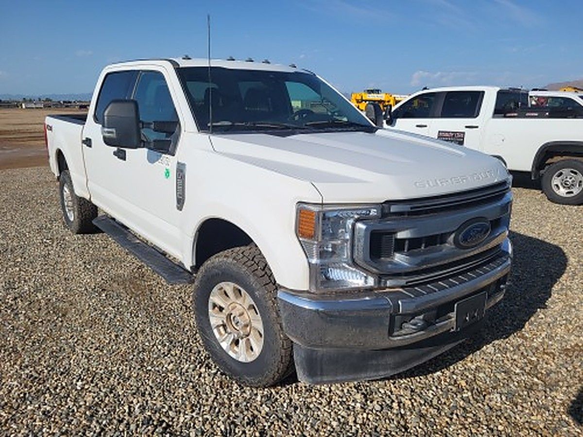 FORD F250CREWXLTG4WD photo 4