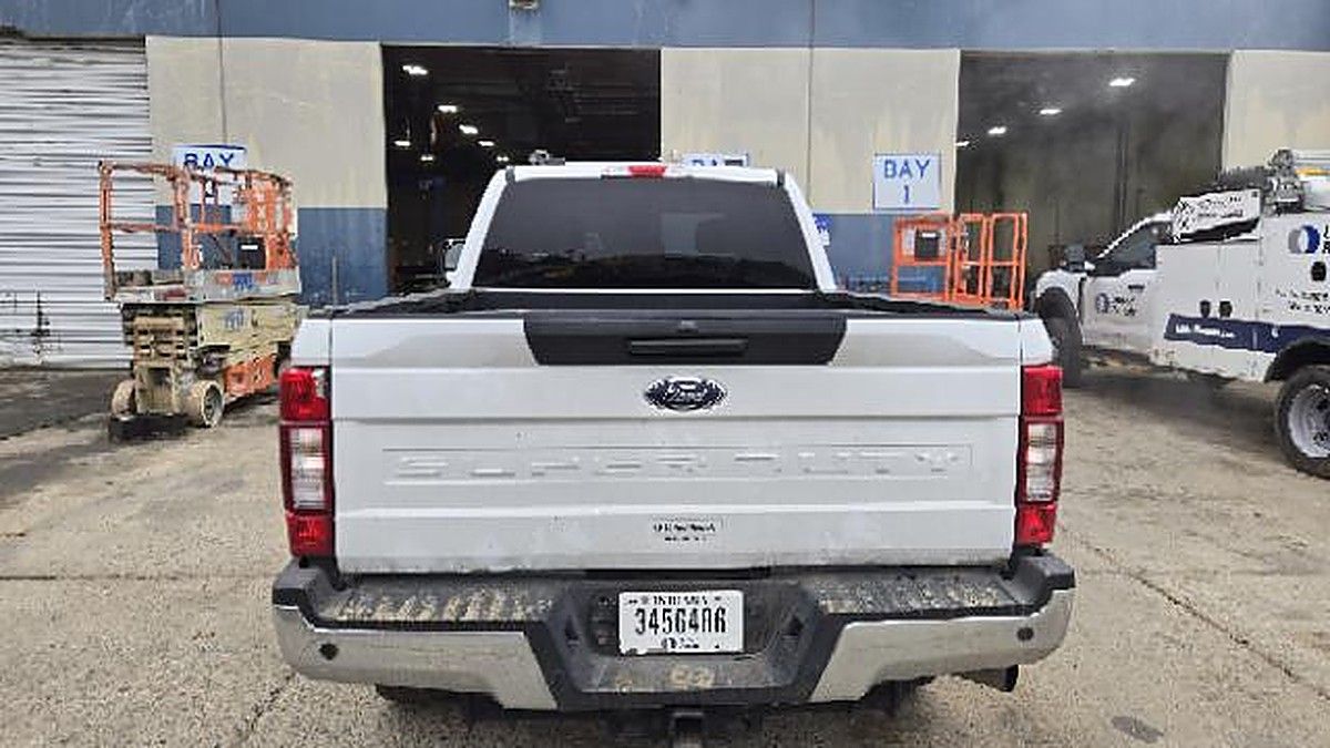 FORD F250CREWXLTG4WD photo 5