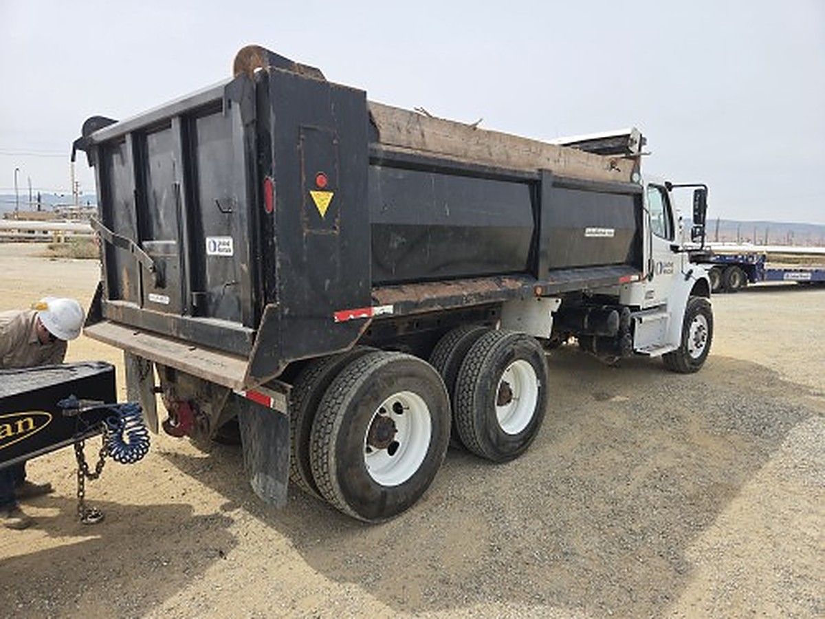 2022 FREIGHTLNR M2 106 DUMP for sale in Las Vegas, NV