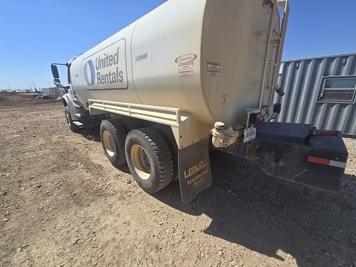2022 FREIGHTLNR M2 106 WATER for sale in Las Vegas, NV