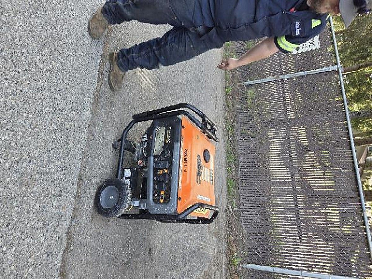 GENERAC GP8000E photo 2