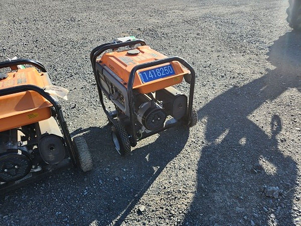 GENERAC GP8000E photo 2