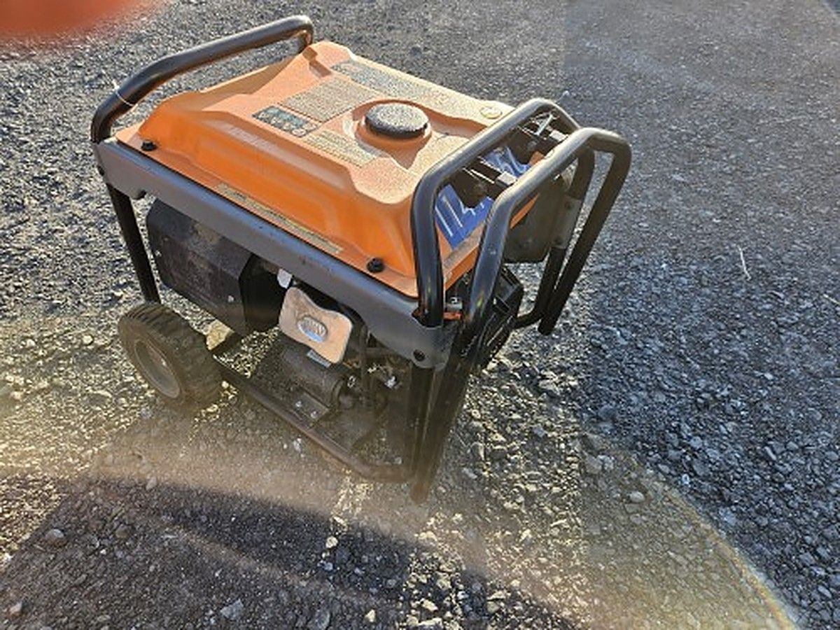 GENERAC GP8000E photo 3
