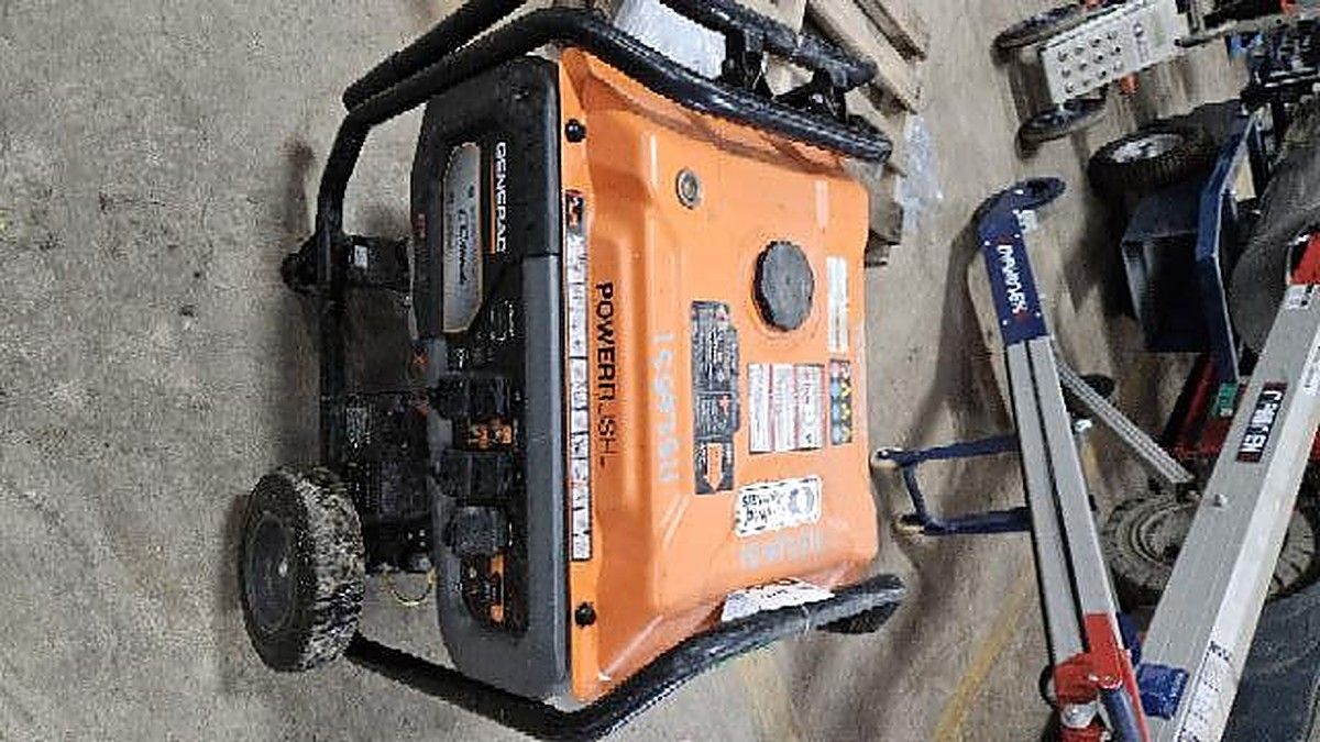 GENERAC GP8000E photo 3
