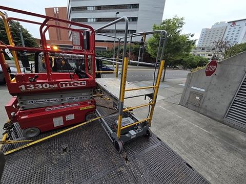 2022 GRANITE 18711 Fixed Height Mobile Platform 5'Or 8'Elec