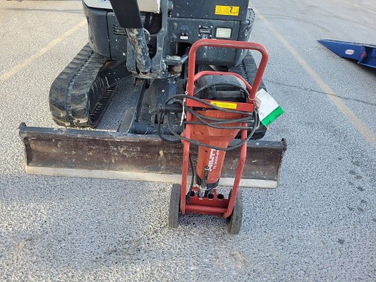 HILTI TE 3000-AVR photo 2