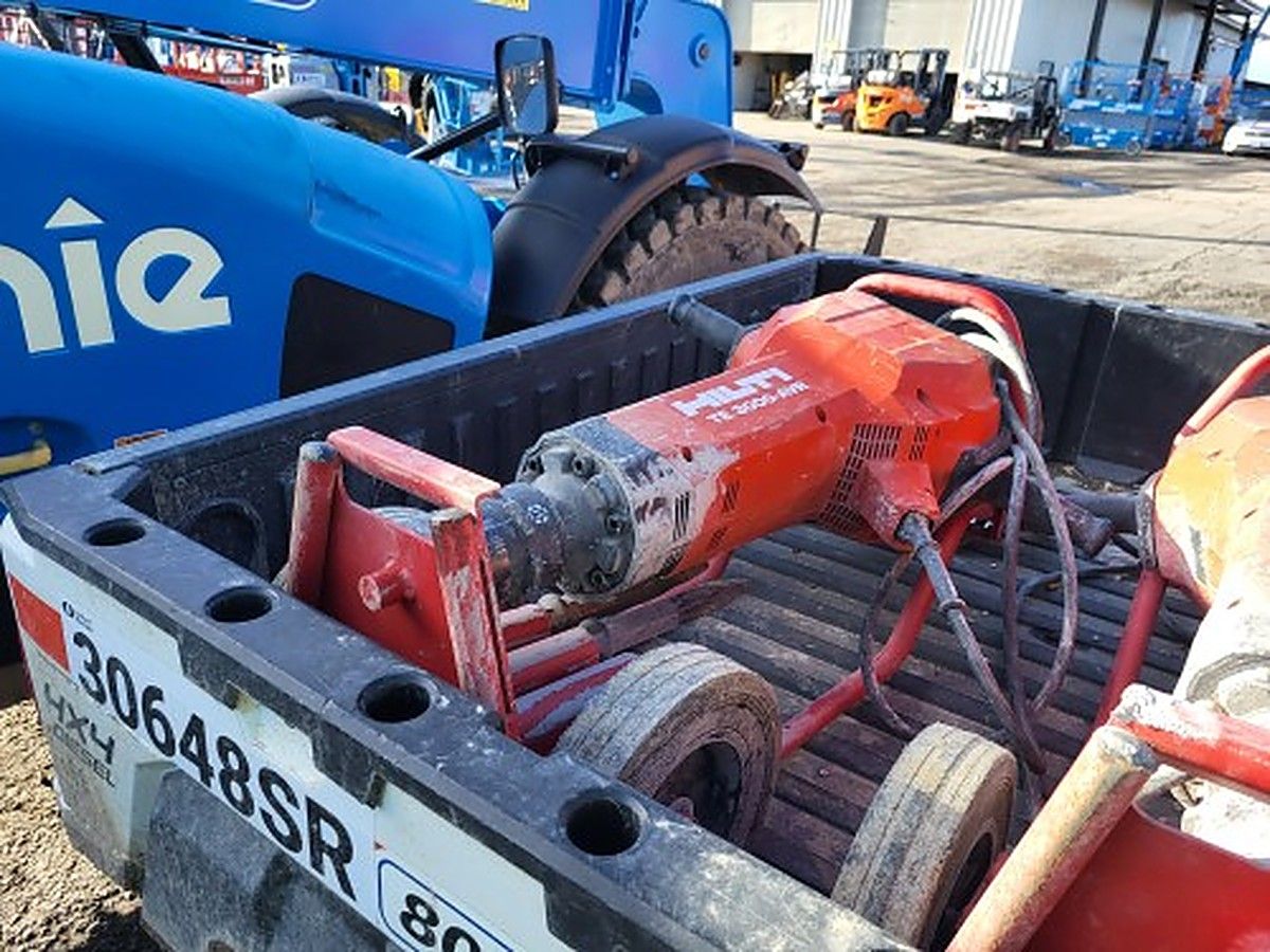 HILTI TE 3000-AVR photo 2
