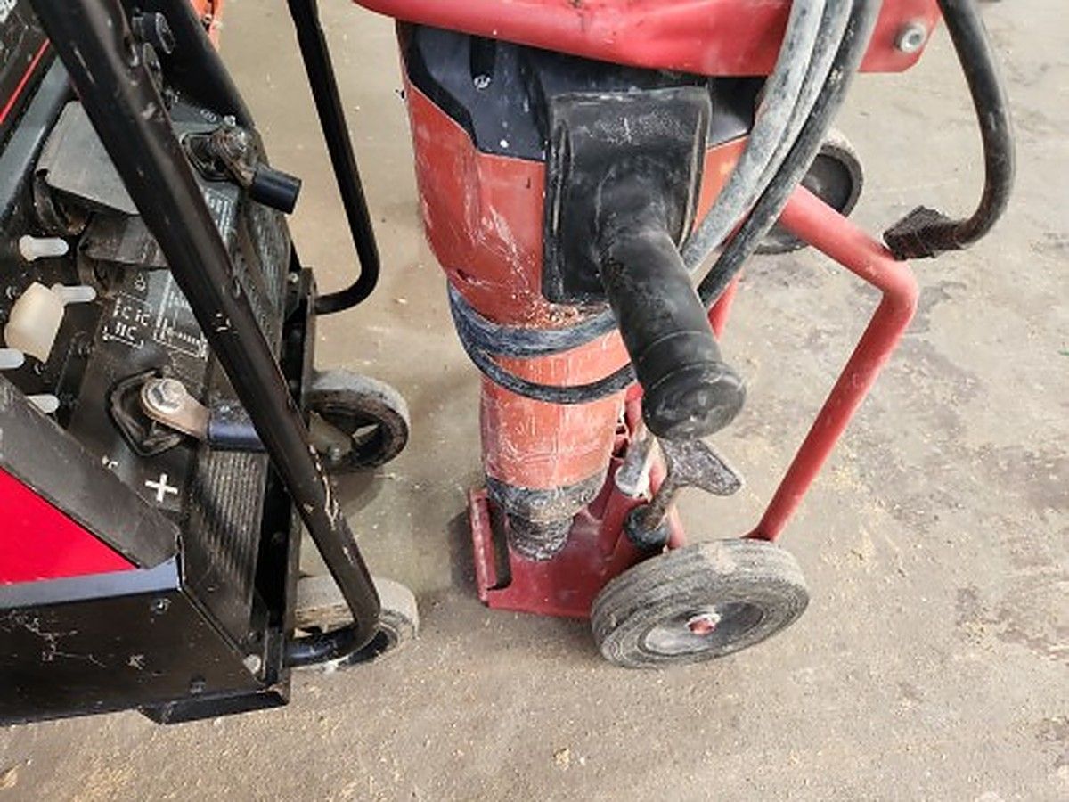 HILTI TE 3000-AVR photo 4