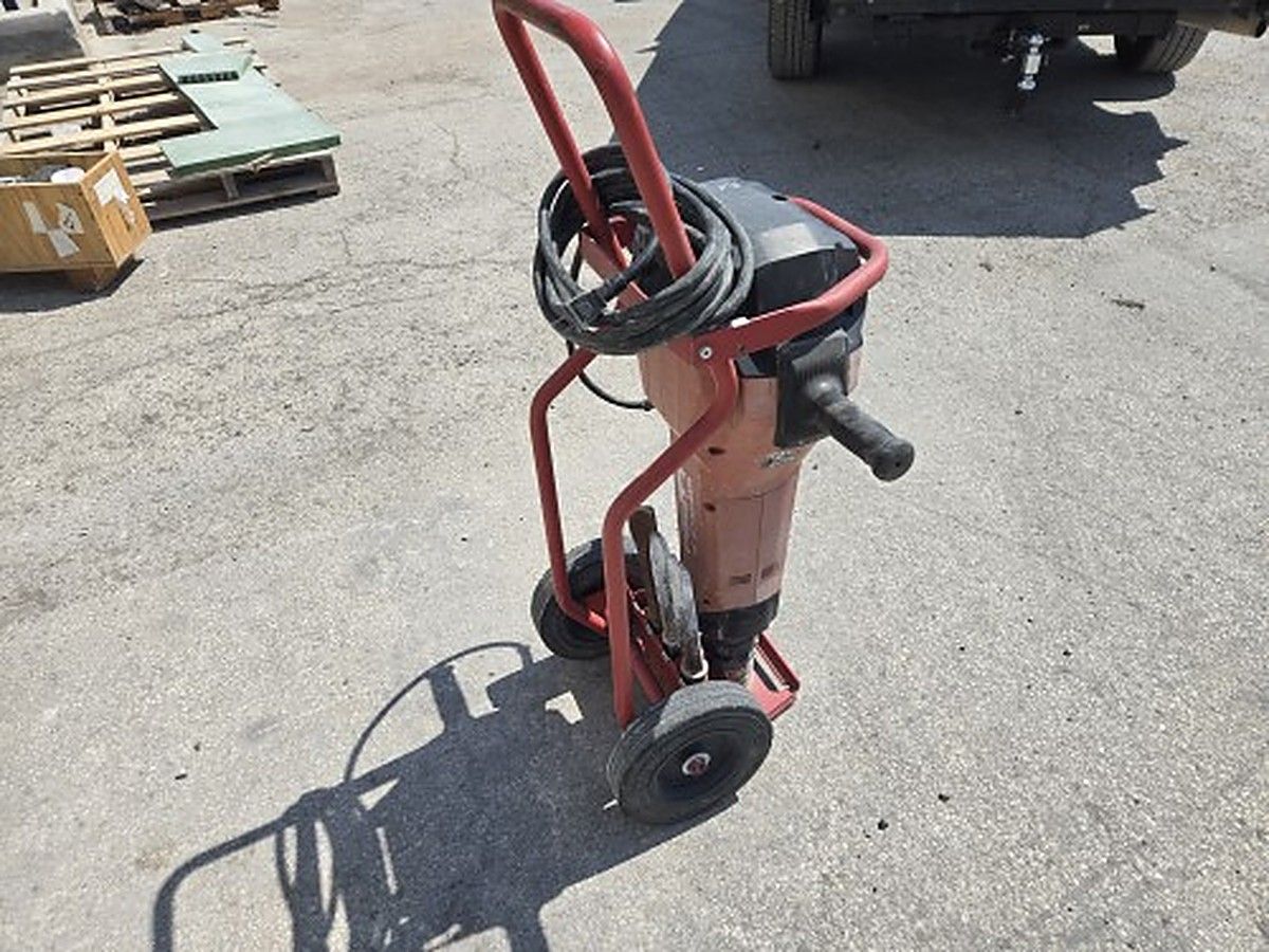 HILTI TE 3000-AVR photo 3