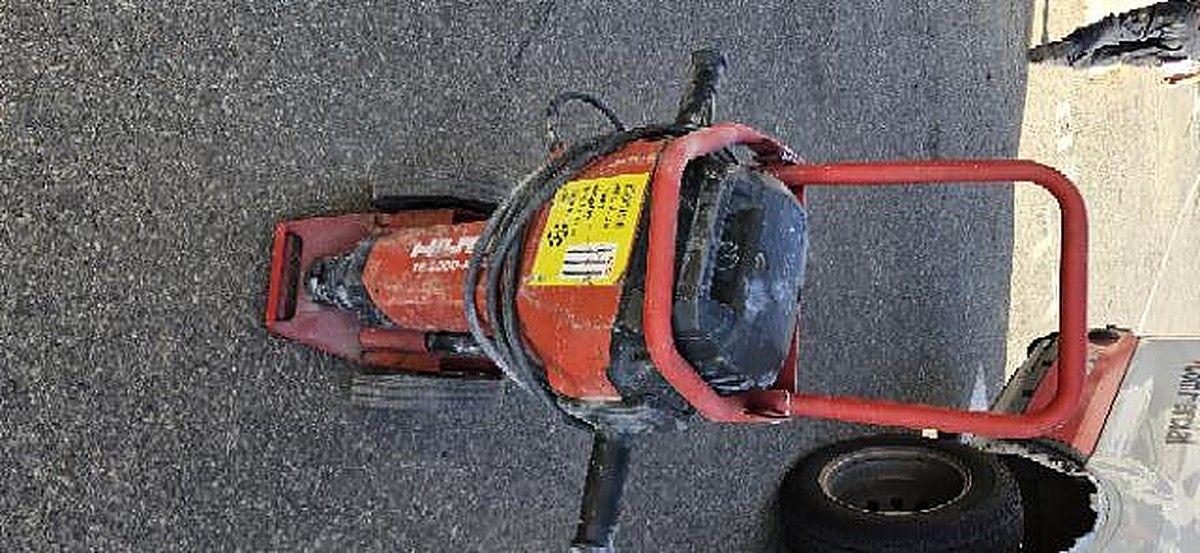 HILTI TE 3000-AVR photo 3