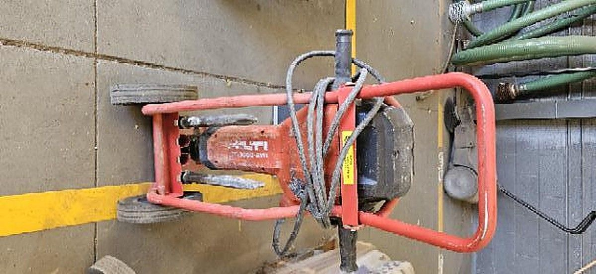 HILTI TE 3000-AVR photo 4