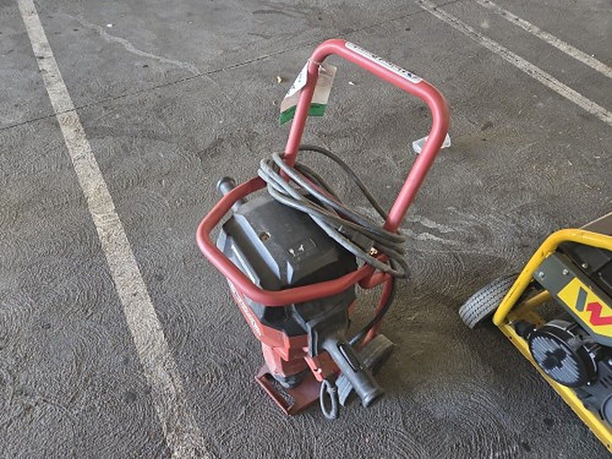 HILTI TE 3000-AVR photo 4