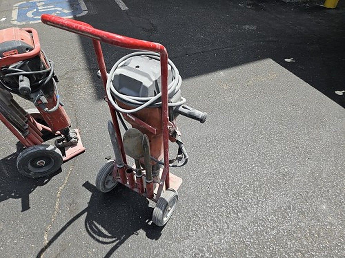 HILTI TE 3000-AVR photo 4
