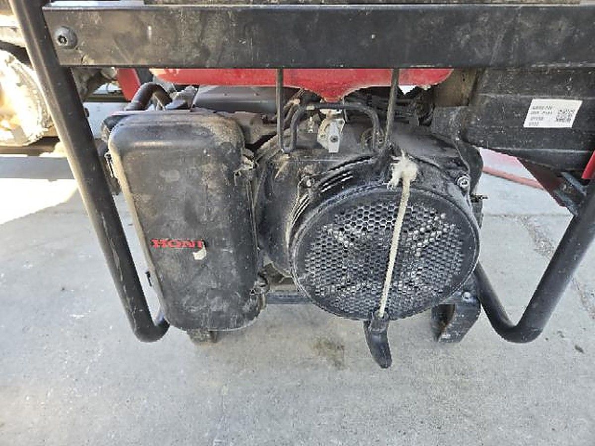 HONDA EB6500X1AN photo 9