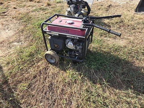 2022 HONDA EM6500SXK2AN Generator 6.5-6.9 Kw