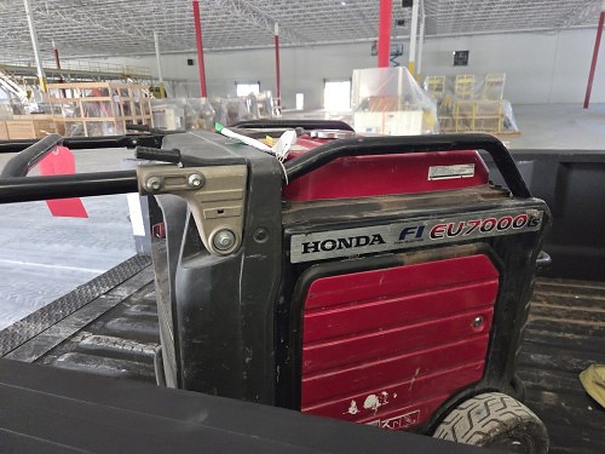 HONDA EU7000ISNAN photo 2