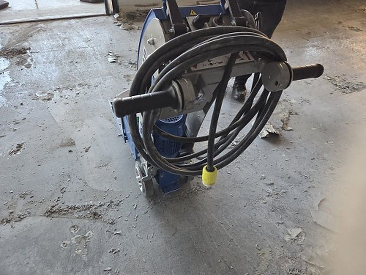 HUSQVARNA BS-110 photo 4