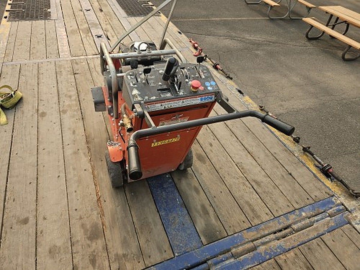HUSQVARNA FS513 photo 2