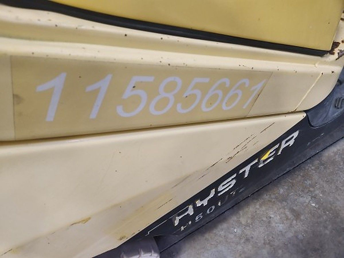 HYSTER H50UT photo 3