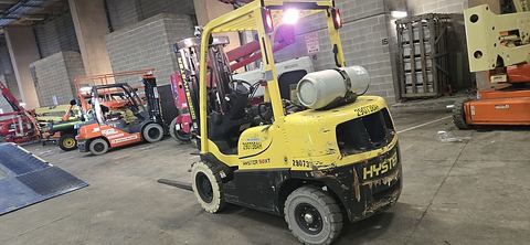 2022 HYSTER H50XT Forklift Whse 5000# Lp Only