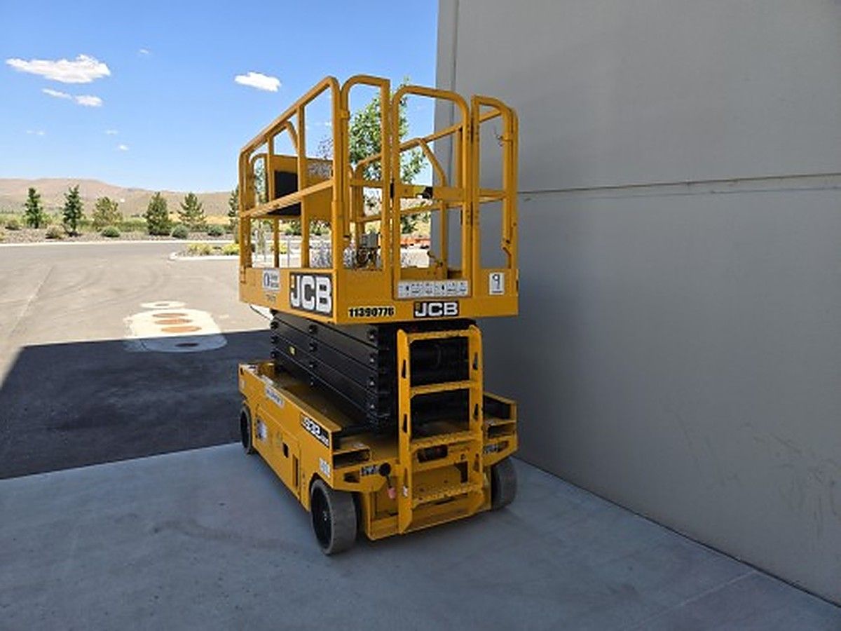 JCB S3246E photo 2