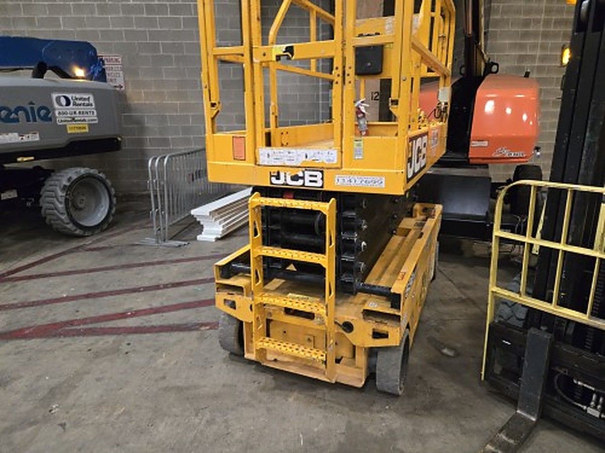 JCB S3246E photo 2