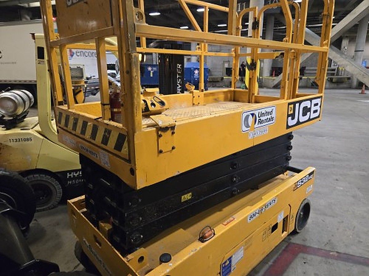 JCB S3246E photo 3