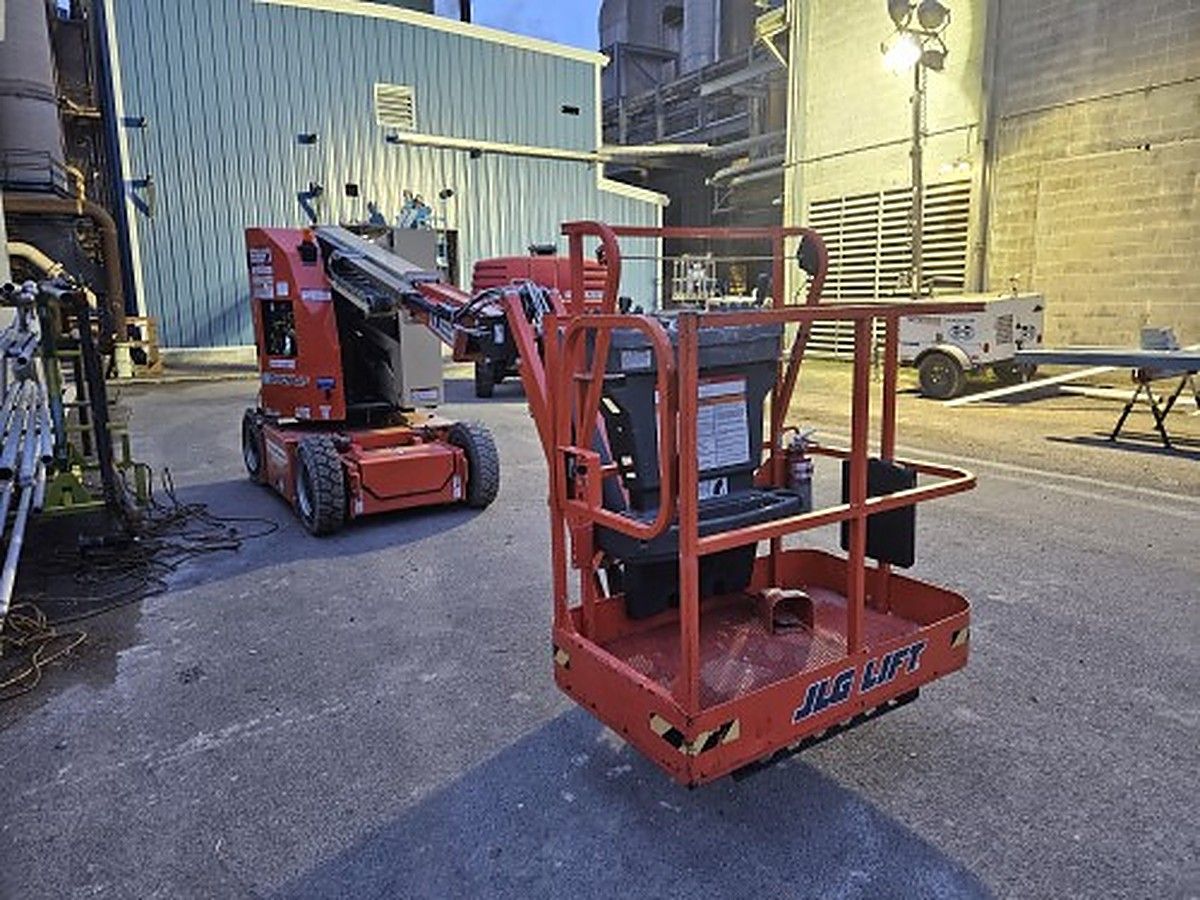 2022 JLG E300AJP for sale in Las Vegas, NV