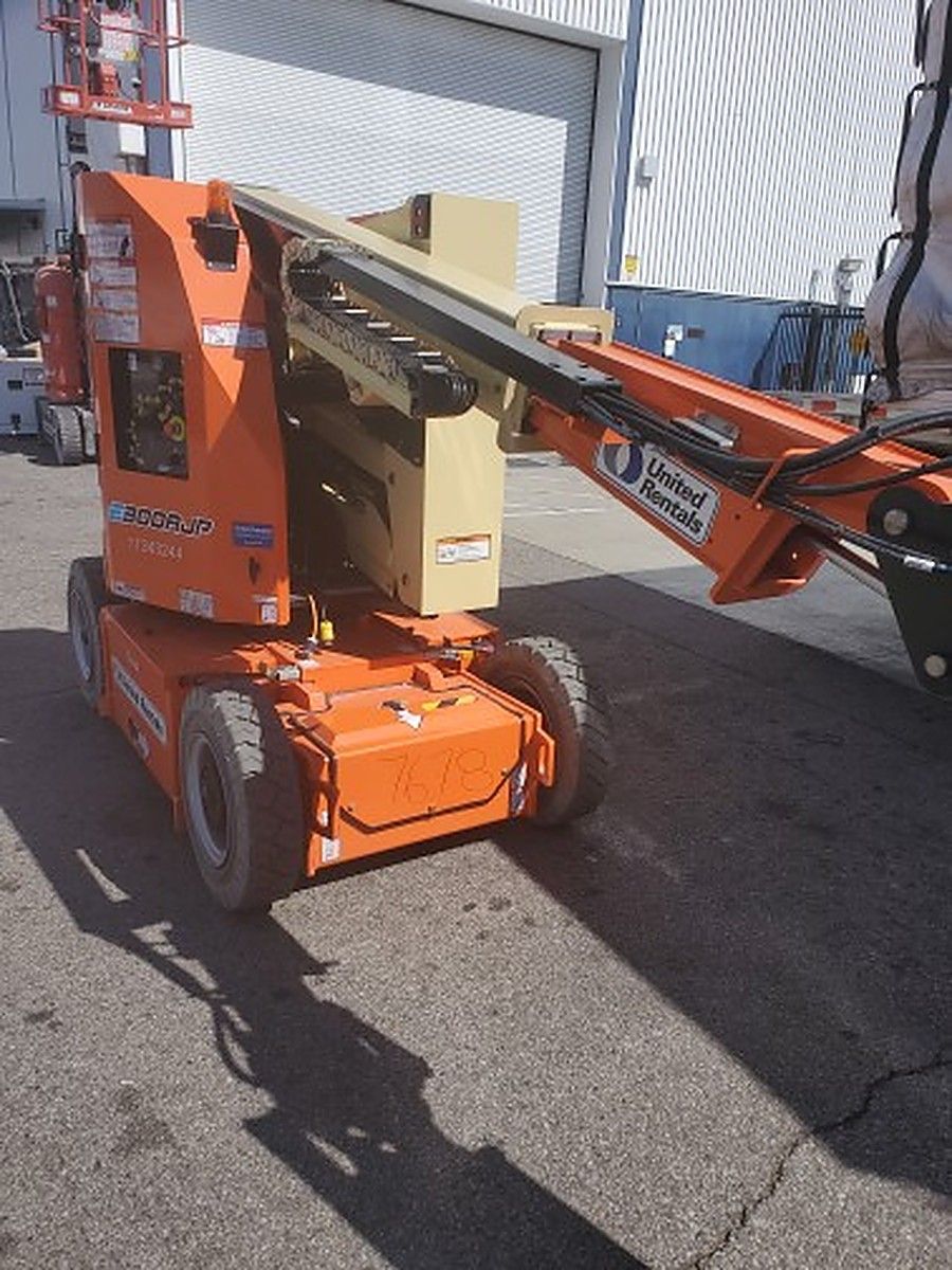 JLG E300AJP photo 6
