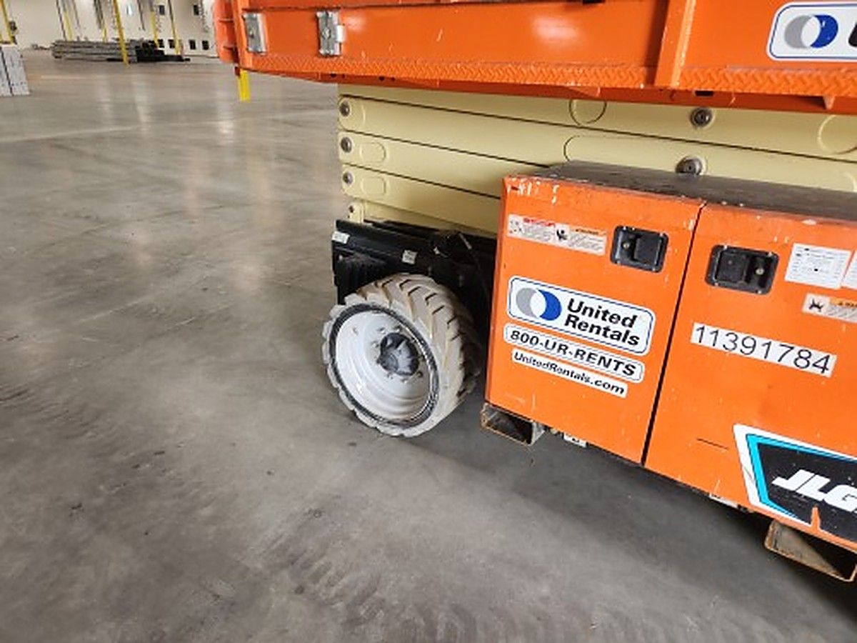 JLG ERT4069 photo 2
