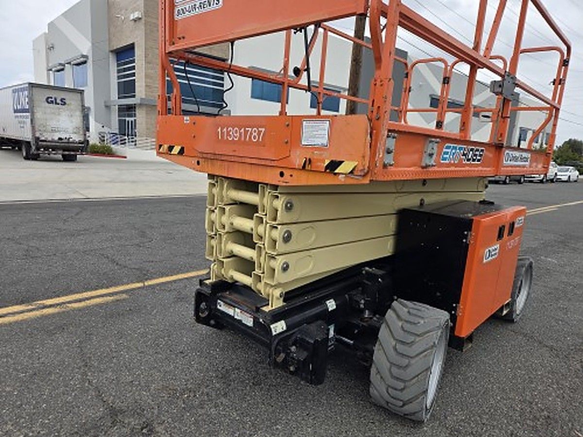 JLG ERT4069 photo 7