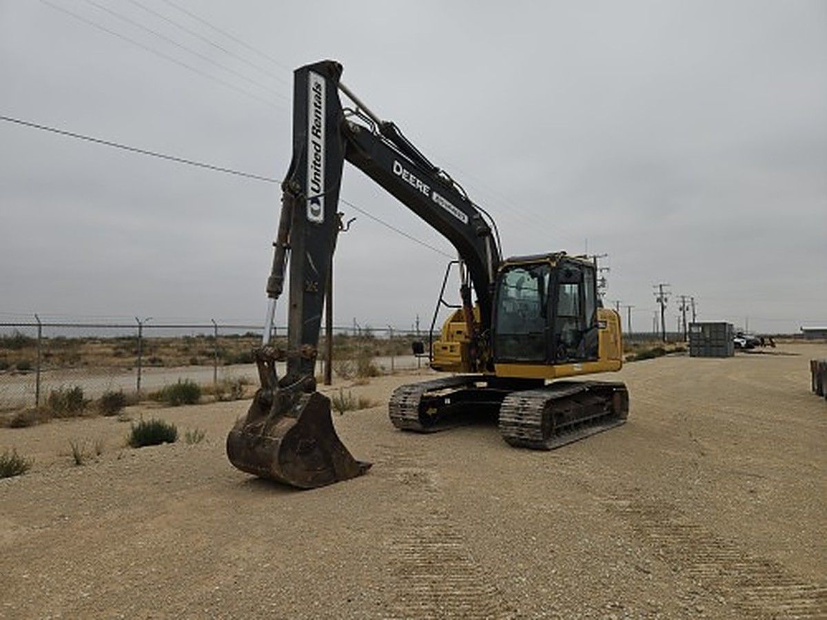 JOHN DEERE 130G LC photo 3