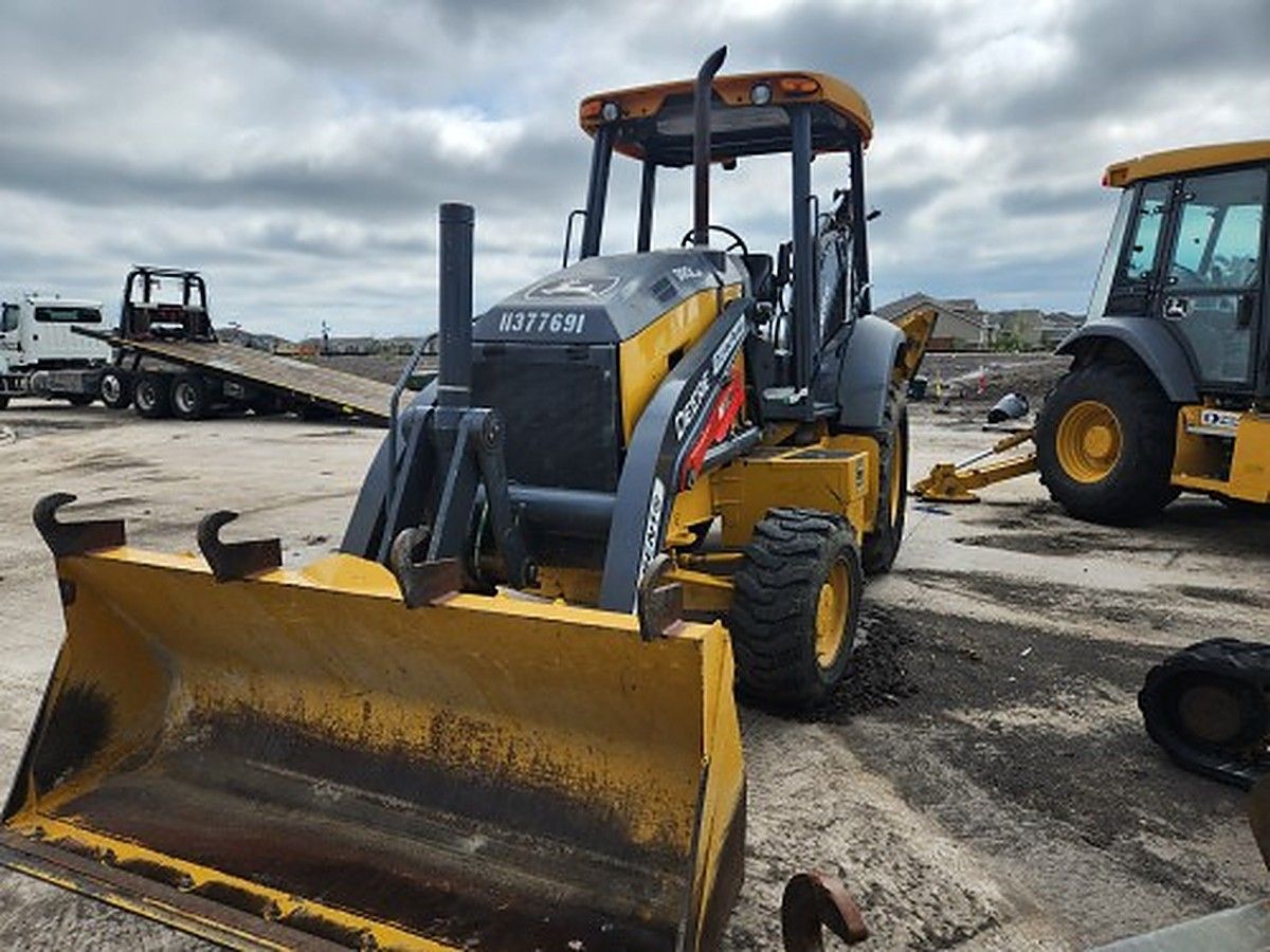 JOHN DEERE 310L EP II photo 5