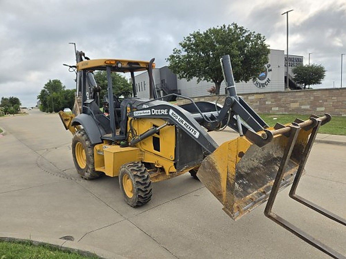 JOHN DEERE 310L EP II photo 6