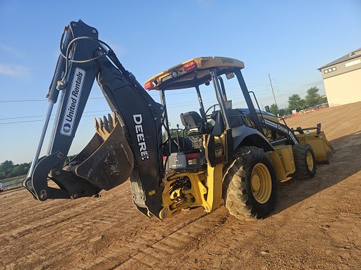 JOHN DEERE 310L EP II photo 7